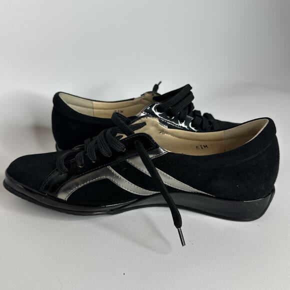 Amalfi By Rangoni Womens 6.5 Black Suede Leather Lace Up Sneakers Silver Trim - Picture 7 of 11